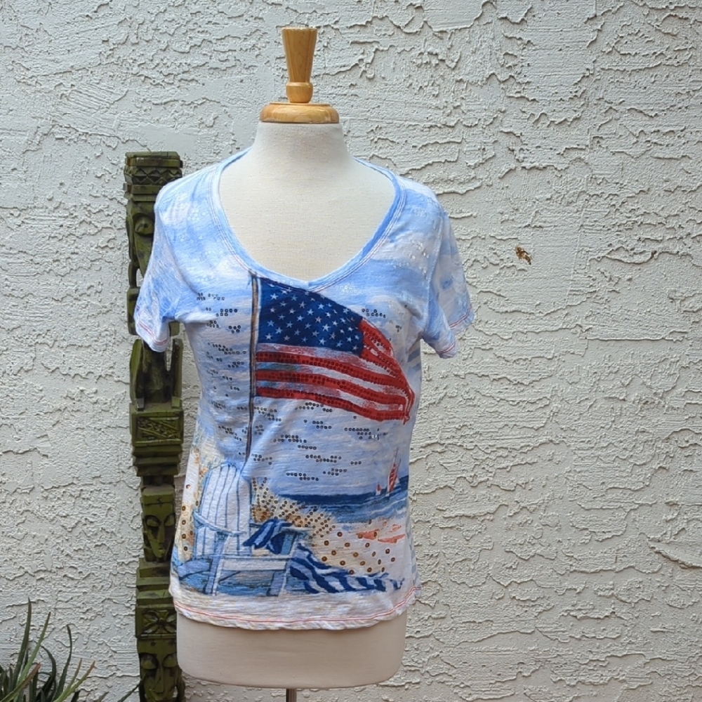 Onque Casuals Light Blue V-Neck Tee with American Flag Graphic